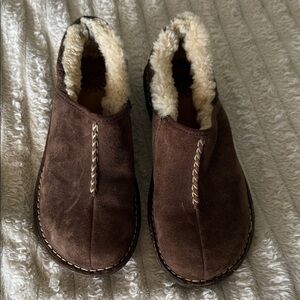 UGG Chestnut Suede Shearling Footwear